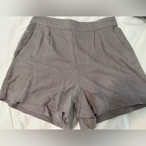 NWT gray linen shorts